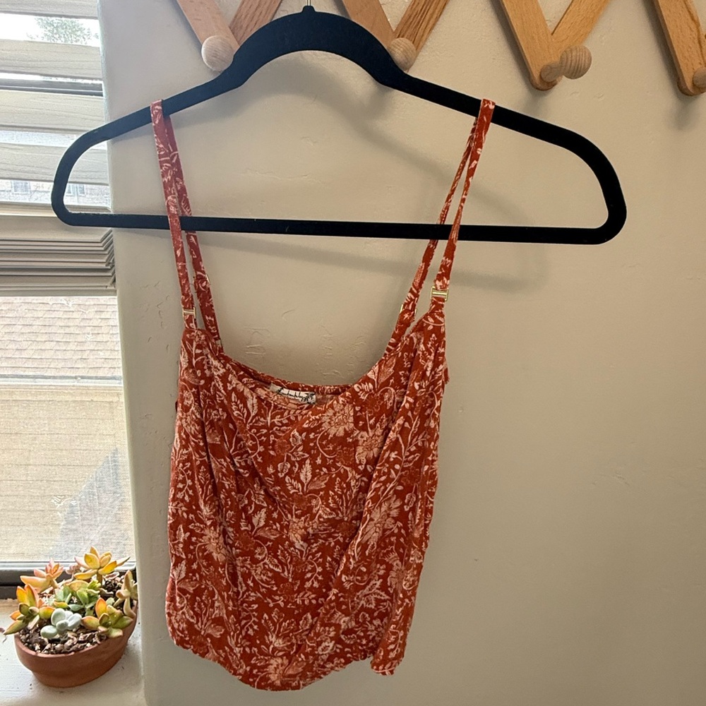 Tank top bundle - Picture 3 of 8